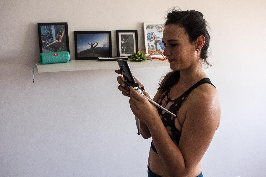 2 apps yoga Claudia Faria - melhores aplicativos de yoga